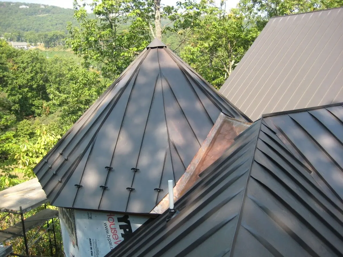 Professional Roof Tarp Installation by Craftsman Roofing in Rancho Huntington Mobile Home Park